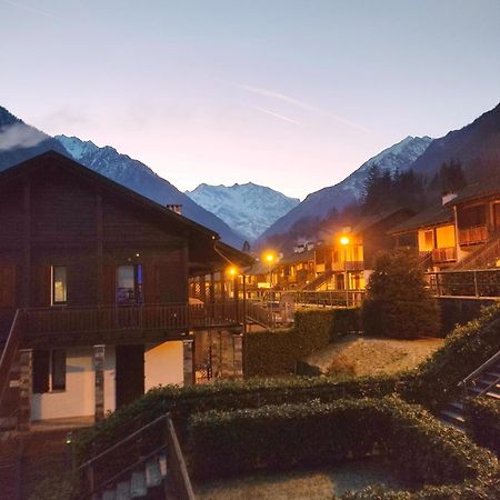 La dimora delle corti Villa Vanzone Esterno foto