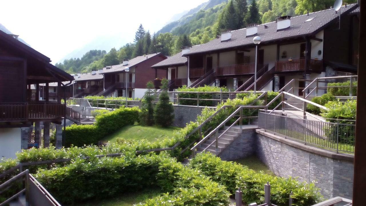 La dimora delle corti Villa Vanzone Esterno foto